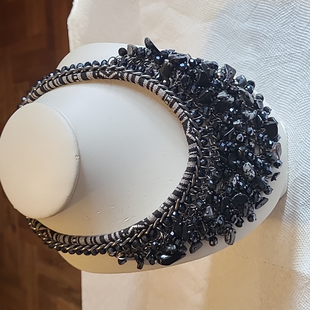 Beautiful elegant necklace for all occasions  dark blue color